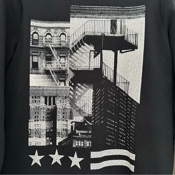 H&M Black Crewneck Sweater with Graphic Print - Picture 3 of 13